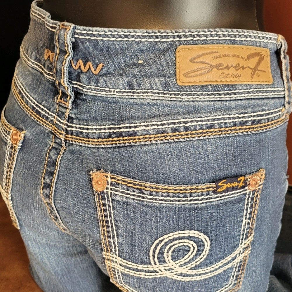 Seven7 Capri jeans
